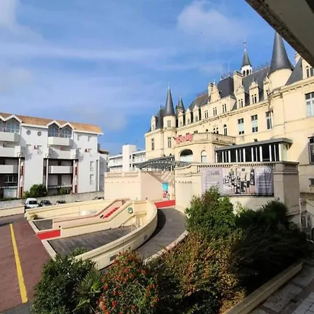 Appartamento Charming Apt 20m From Beach In *
