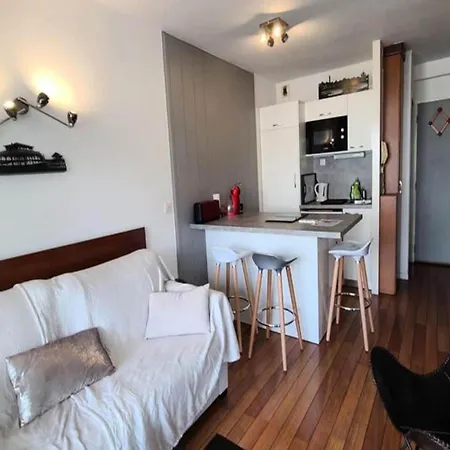 Appartamento Charming Apt 20m From Beach In